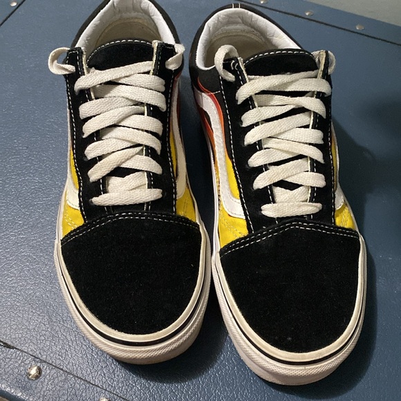 Old Skool Vans - Picture 2 of 3